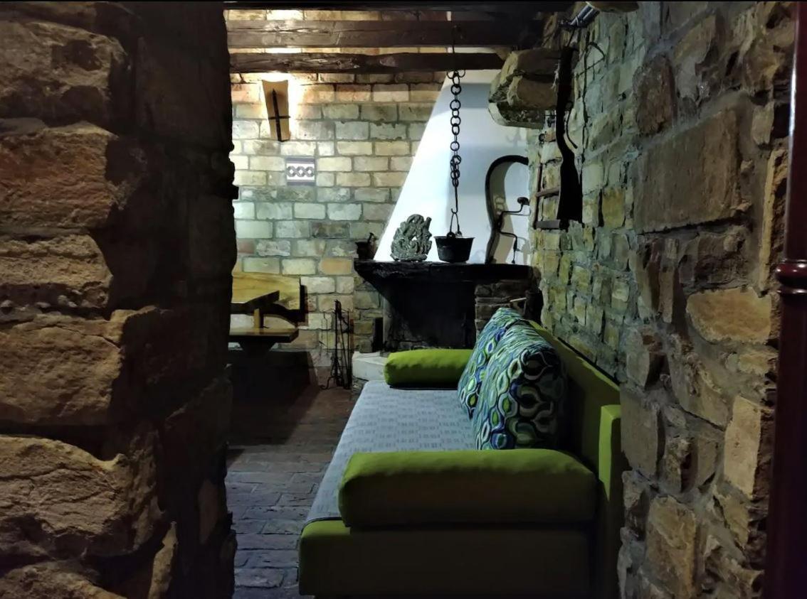Traditional Istrian Stone House Šmarje Dış mekan fotoğraf