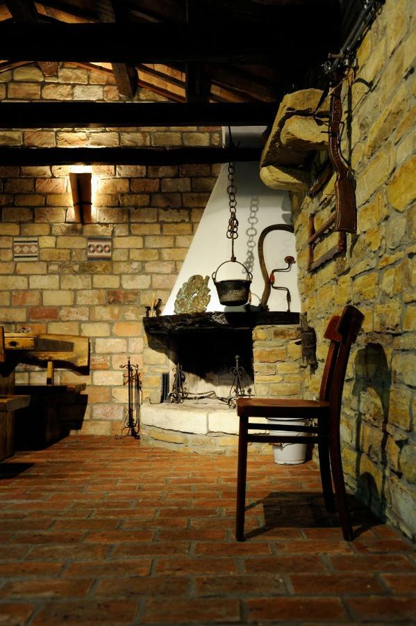 Traditional Istrian Stone House Šmarje Dış mekan fotoğraf