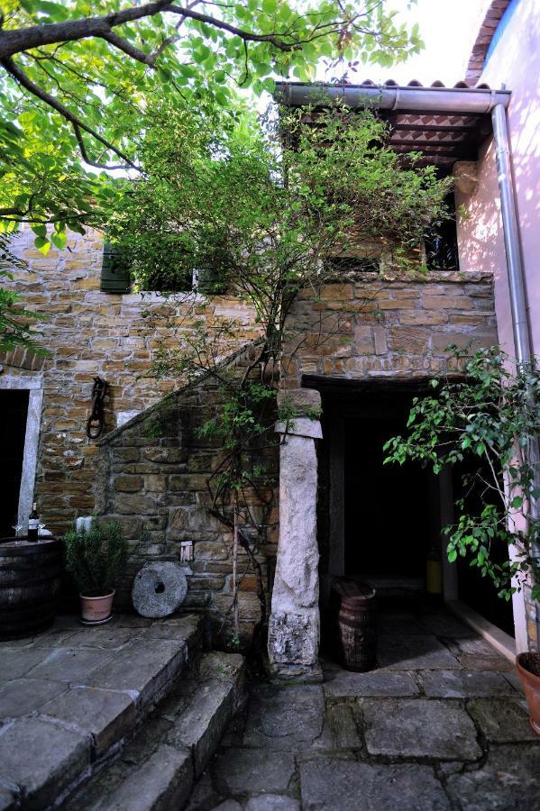 Traditional Istrian Stone House Otel Šmarje Dış mekan fotoğraf