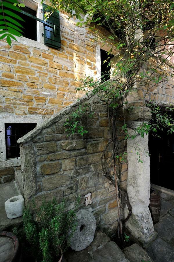 Traditional Istrian Stone House Otel Šmarje Dış mekan fotoğraf