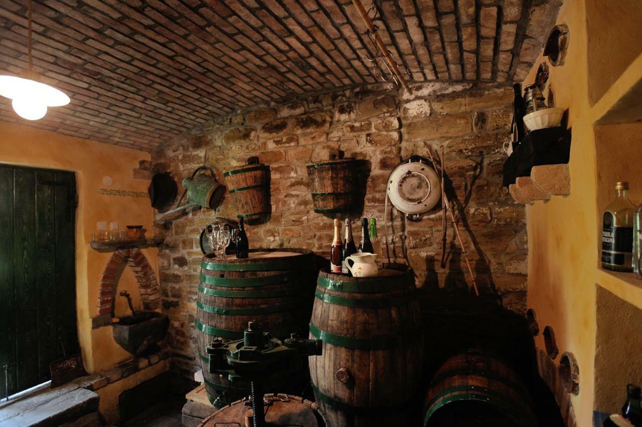 Traditional Istrian Stone House Otel Šmarje Dış mekan fotoğraf